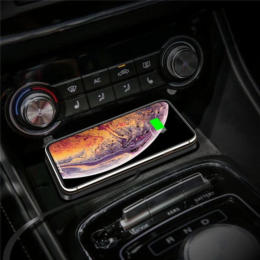 Silicone Pad Stand Wireless Ch - огляд і ціна Wireless Car Charger Mount Fast Charging